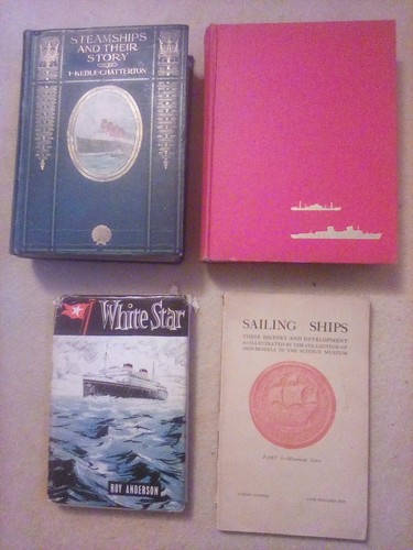 Maritime books white - maritime,